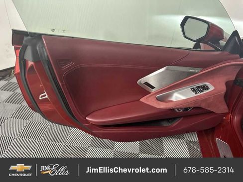 Used 2021 Chevrolet Corvette Stingray Premium Cpe w/ Z51 Performance Package image 9