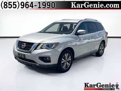 Used 2018 Nissan Pathfinder SL