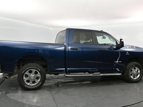 Used 2024 RAM 2500 Big Horn AWD/4WD image 4