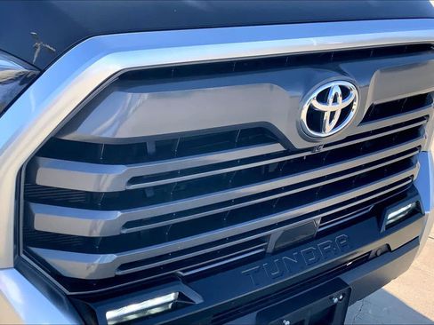 Used 2024 Toyota Tundra Limited image 28