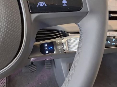 Used 2024 Hyundai Ioniq 5 Limited image 17
