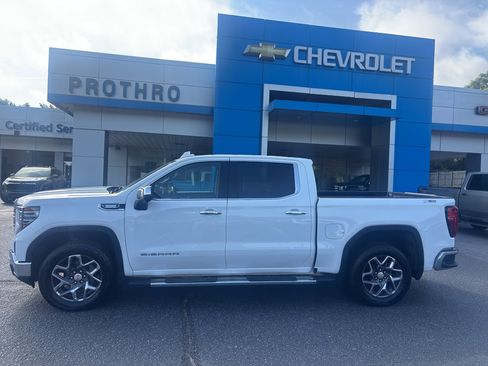 Used 2026 GMC Sierra 1500 SLT w/ SLT Premium Plus Package AWD/4WD image 1