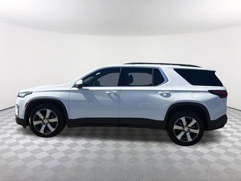 Certified 2023 Chevrolet Traverse LT w/ LT Premium Package FWD image 2
