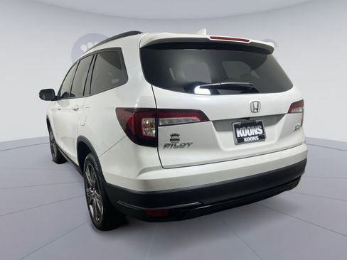 Used 2022 Honda Pilot Sport image 4