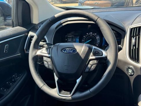 Certified 2024 Ford Edge SEL w/ Convenience Package AWD/4WD image 18