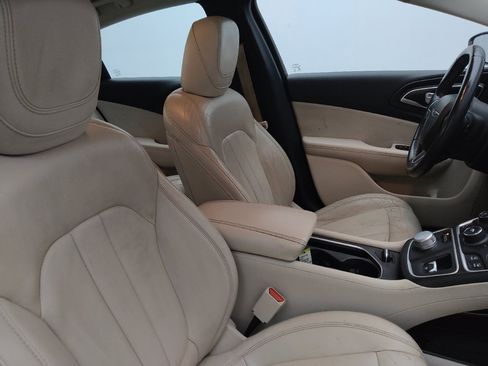 Used 2015 Chrysler 200 Limited w/ Convenience Group FWD image 21