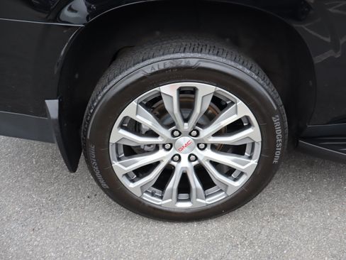 Used 2022 GMC Yukon XL Denali AWD/4WD image 44