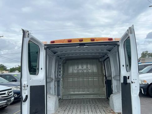 Used 2017 RAM ProMaster 1500 FWD image 10