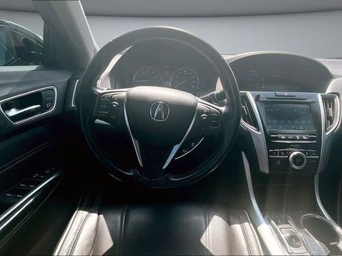 Used 2018 Acura TLX V6 w/ Technology Package FWD image 8