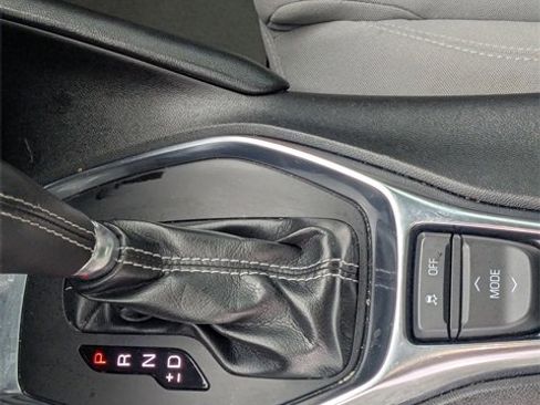 Used 2023 Chevrolet Camaro LT image 20