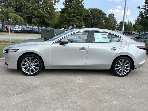 New 2026 MAZDA MAZDA3 2.5 S Sedan w/ Preferred Pkg FWD image 8