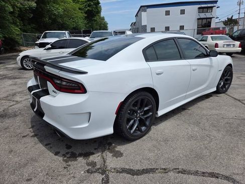 Used 2022 Dodge Charger R/T w/ Driver Convenience Group RWD image 7