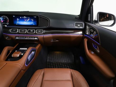 Certified 2025 Mercedes-Benz GLE 350 4MATIC image 18