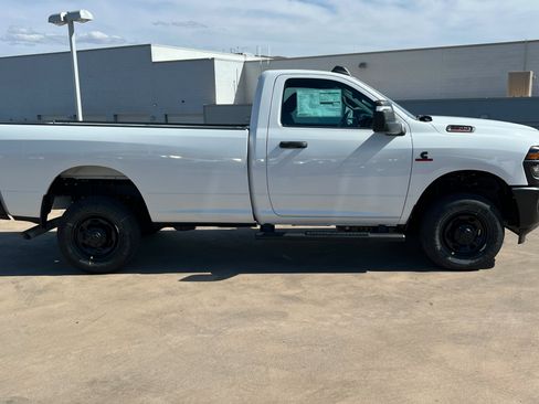 New 2026 RAM 2500 Tradesman AWD/4WD image 6
