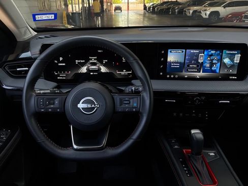 Used 2026 Nissan Kicks SR FWD image 14
