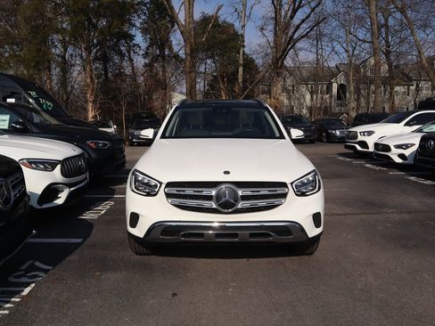 Certified 2022 Mercedes-Benz GLC 300 GLC 300 w/ Premium Package Lite image 8