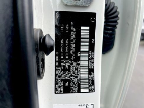 Used 2022 Toyota 4Runner SR5 Premium w/ 4Runner Black Package (TMS) image 28