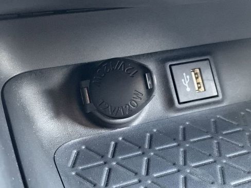 Certified 2025 Toyota RAV4 XSE image 27