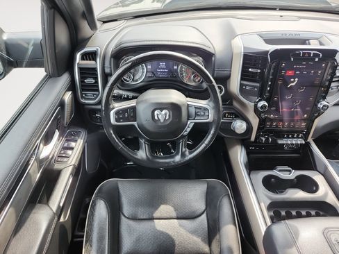 Used 2019 RAM 1500 Laramie RWD image 10