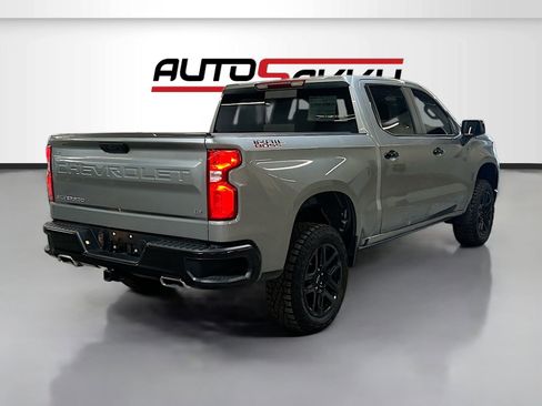 Used 2025 Chevrolet Silverado 1500 LT Trail Boss w/ Convenience Package II AWD/4WD image 7