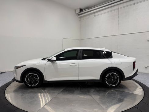 Used 2025 Kia K4 EX image 4