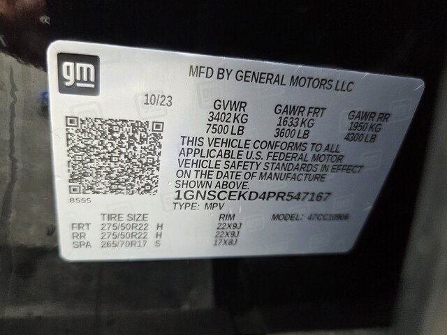 Used 2023 Chevrolet Suburban RST w/ Luxury Package RWD image 17