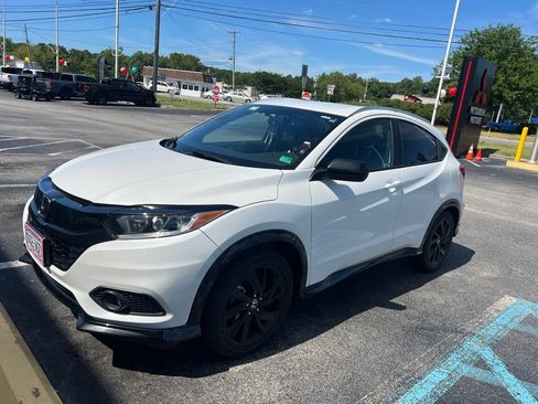 Used 2022 Honda HR-V Sport image 1