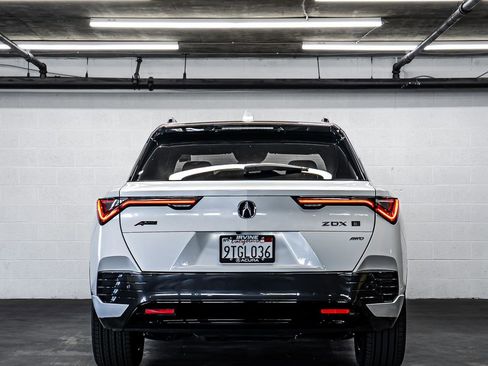 Certified 2024 Acura ZDX A-Spec AWD/4WD image 4