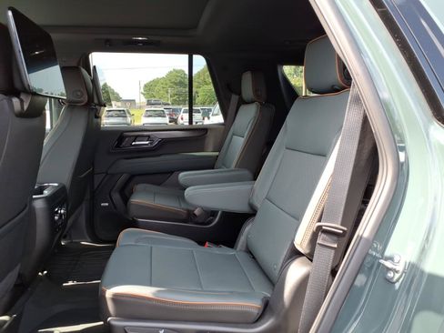 New 2026 GMC Yukon AT4 w/ AT4 Premium Plus Package AWD/4WD image 24