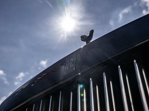 Certified 2025 Rolls-Royce Ghost Black Badge AWD/4WD image 10