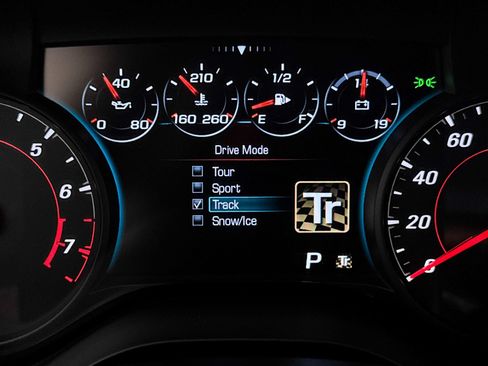 Used 2017 Chevrolet Camaro SS RWD image 11