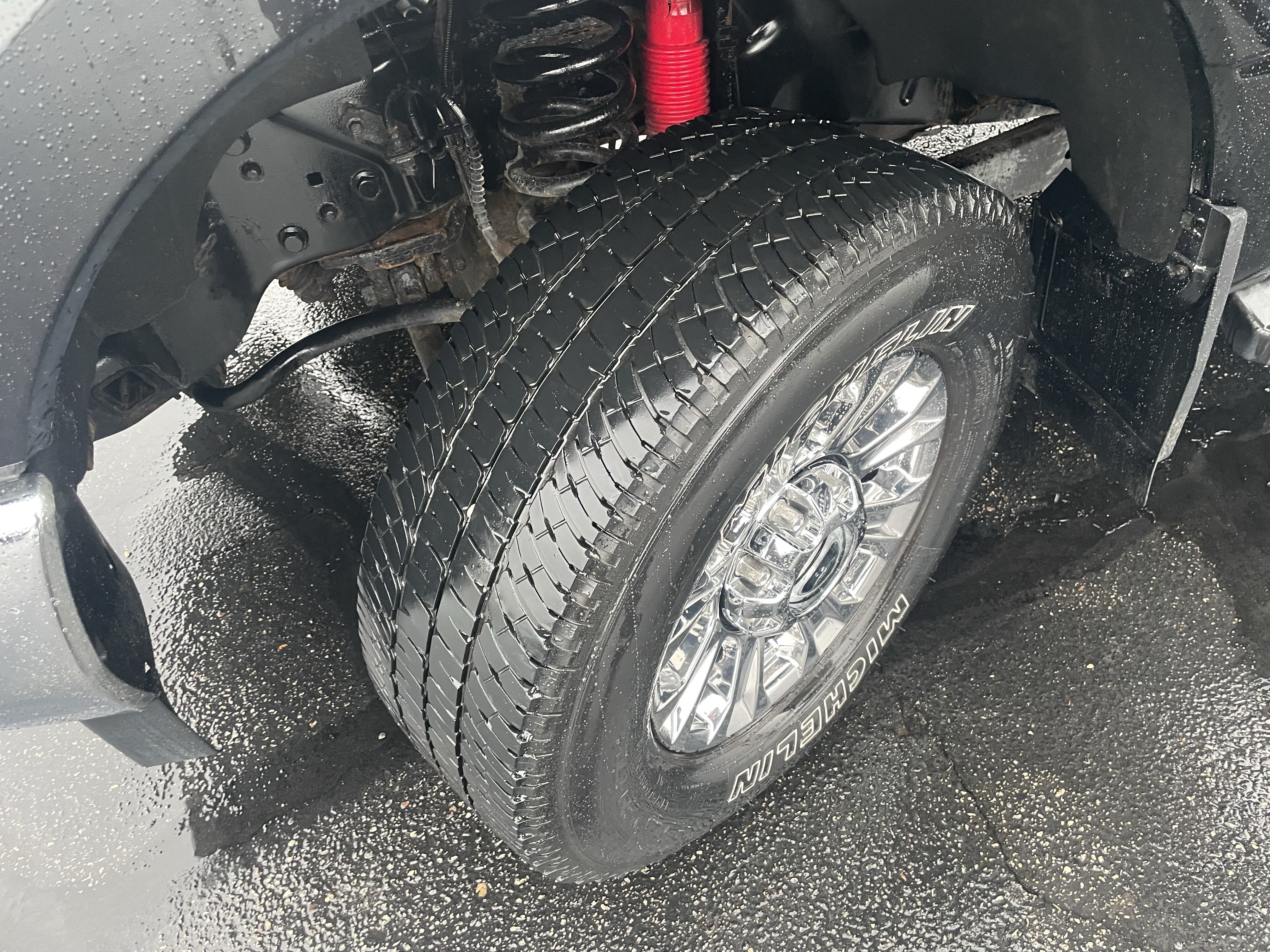 Used 2017 Ford F350 Lariat AWD/4WD image 13