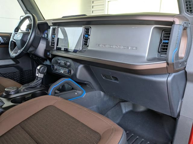 Used 2022 Ford Bronco Outer Banks AWD/4WD image 4