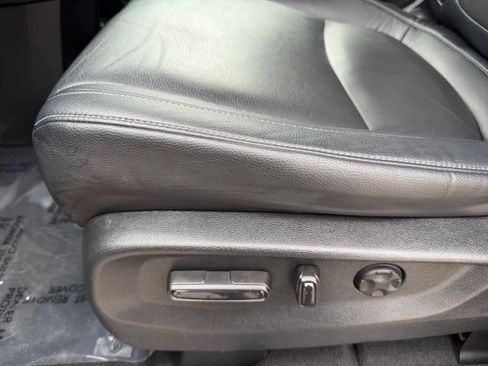 Used 2023 Honda Odyssey Touring image 25