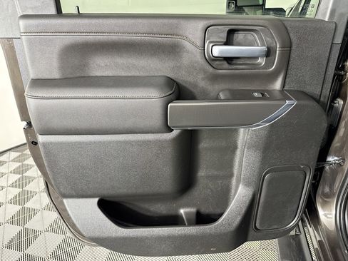 Used 2021 GMC Sierra 2500 AT4 w/ AT4 Preferred Package image 24