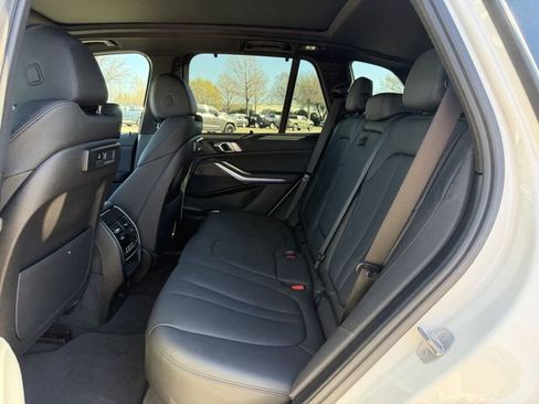 Used 2022 BMW X5 sDrive40i w/ Premium Package image 28