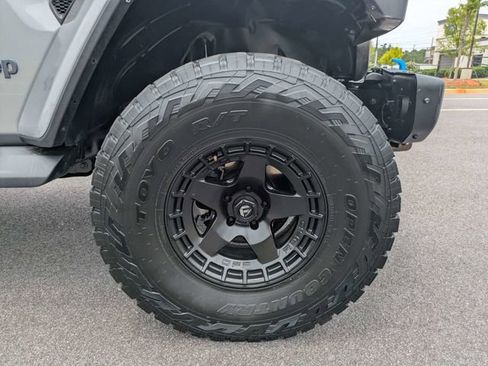 Used 2021 Jeep Wrangler Unlimited Rubicon 4xe w/ Steel Bumper Group AWD/4WD image 11