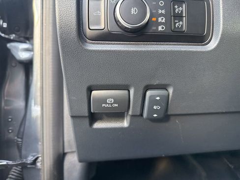 Used 2024 Ford F350 Platinum image 26