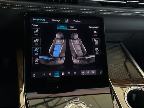 New 2026 Cadillac Escalade ESV Platinum Sport w/ LPO, Floor Liner Package AWD/4WD image 34