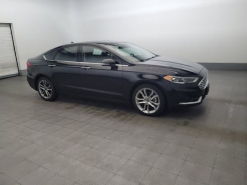 Used 2020 Ford Fusion SEL image 11
