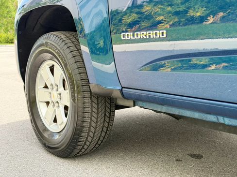 Used 2019 Chevrolet Colorado W/T w/ WT Convenience Package RWD image 20