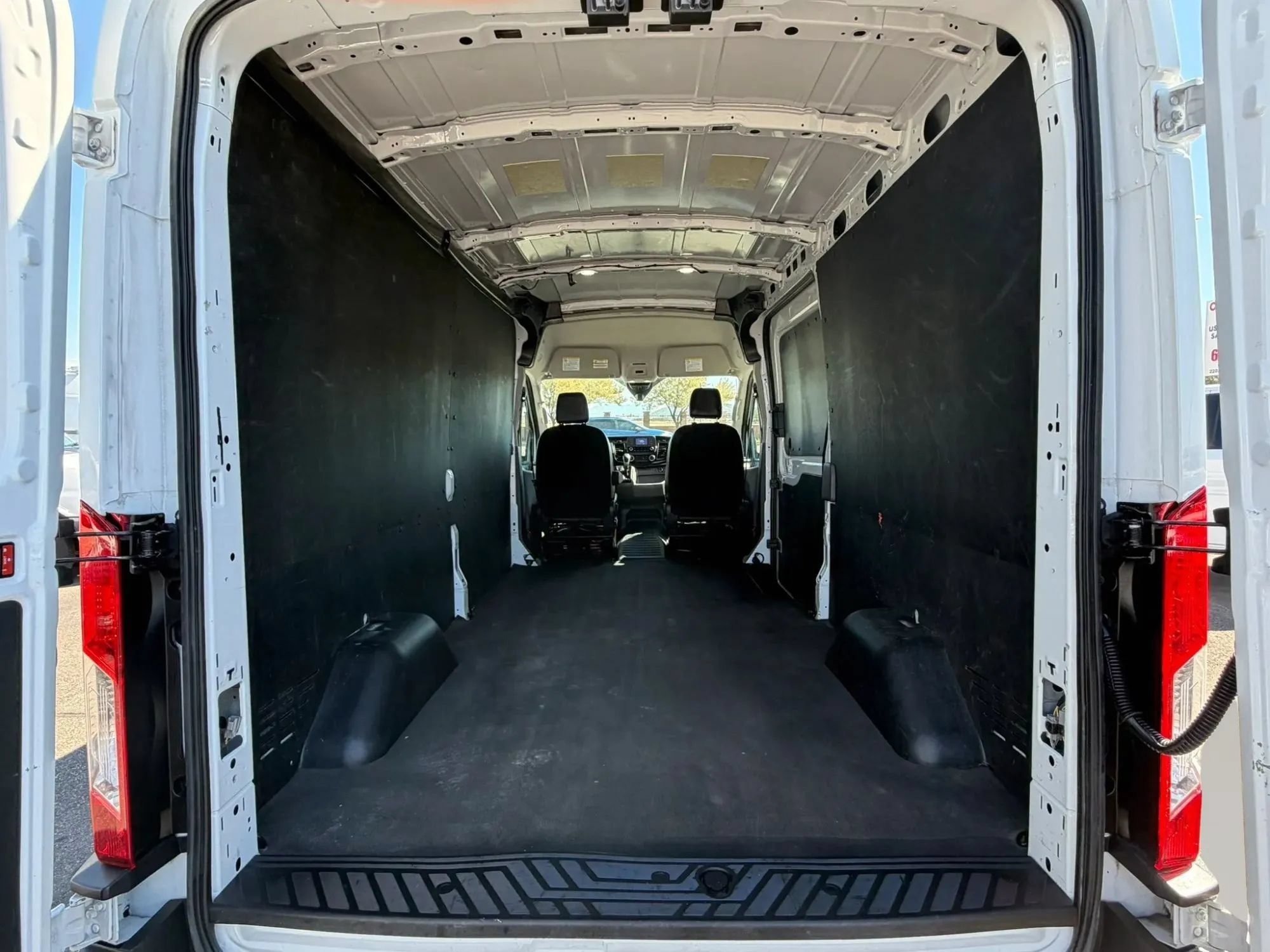 Used 2023 Ford Transit 250 Medium Roof w/ Load Area Protection Package RWD image 15