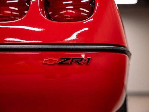 Used 1990 Chevrolet Corvette ZR-1 RWD image 35