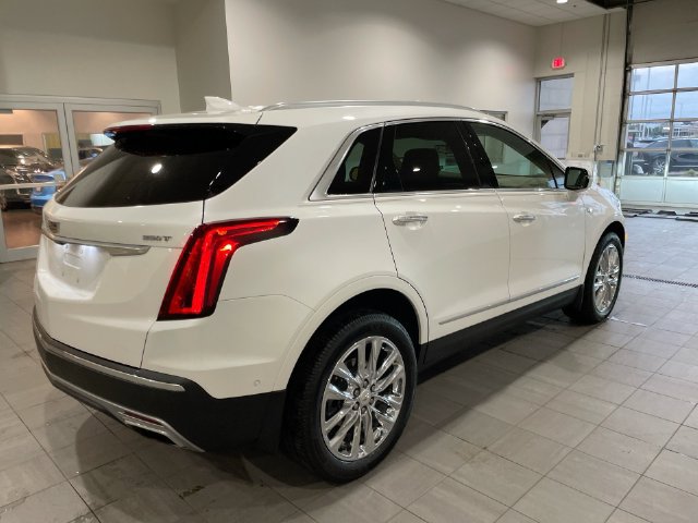 Used 2022 Cadillac XT5 Premium Luxury w/ Platinum Package AWD/4WD image 6