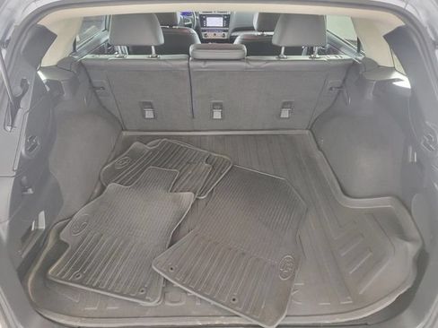 Used 2016 Subaru Outback 2.5i Limited AWD/4WD image 16