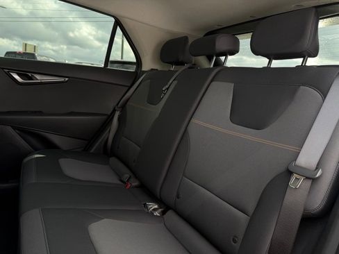 New 2026 Kia Niro LX image 25
