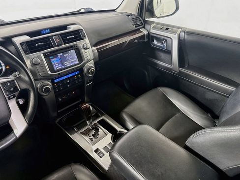 Used 2014 Toyota 4Runner Limited AWD/4WD image 22