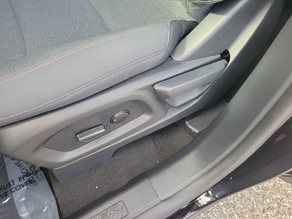 Used 2026 Ford Explorer Active RWD image 15