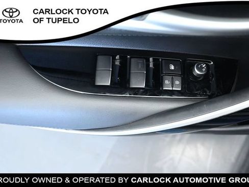Used 2020 Toyota Corolla XSE FWD image 24
