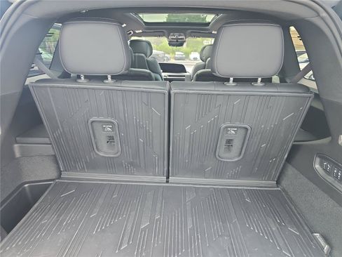 Used 2026 Cadillac Vistiq Sport w/ LPO, Floor Liner Package AWD/4WD image 8